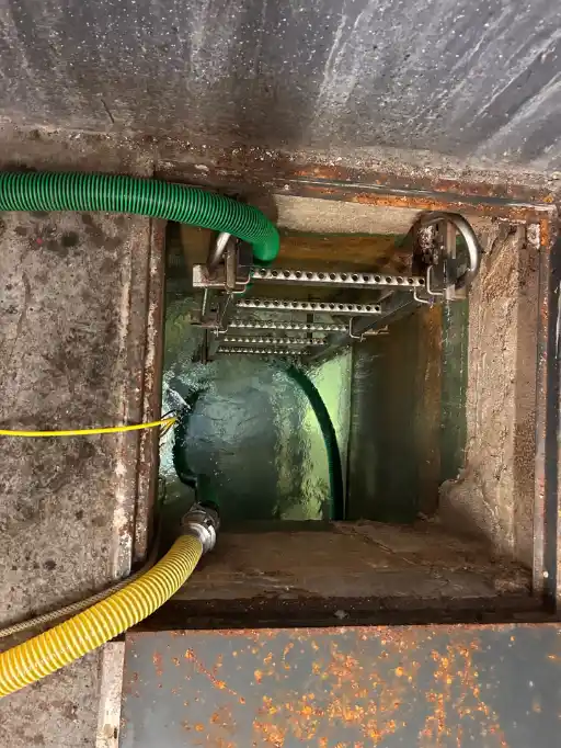 Installation de cuve d'eau de process