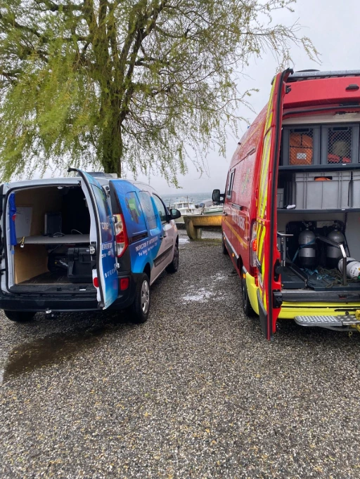 Pompiers et ROV lors de la présentation