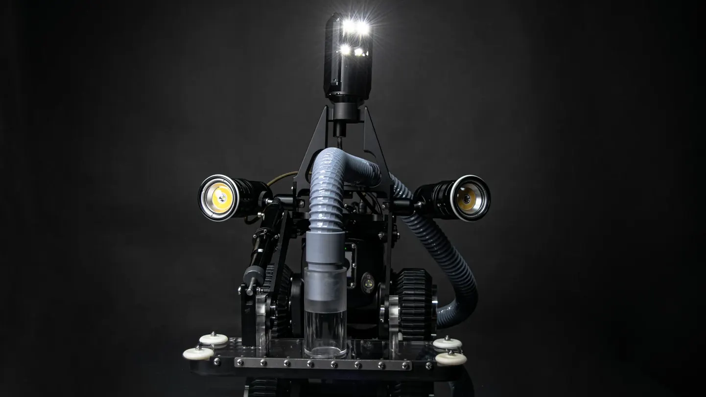 Robot de nettoyage subaquatique DT640